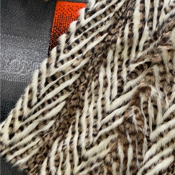 🎉VINTAGE , Genuine Leopard Fur Coat RARE ! Size X  Small VERY RARE see video ❤️ - Picture 11 of 15